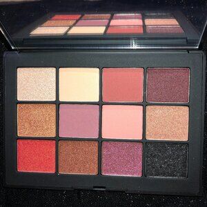 NARS Extreme Effects Eyeshadow Palette